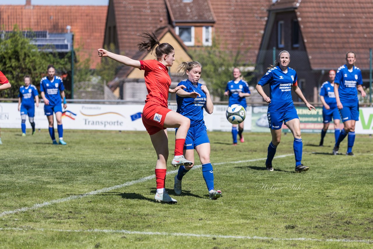 Bild 221 - F TSV Zarpen - Holstein Kiel II : Ergebnis: 2:6